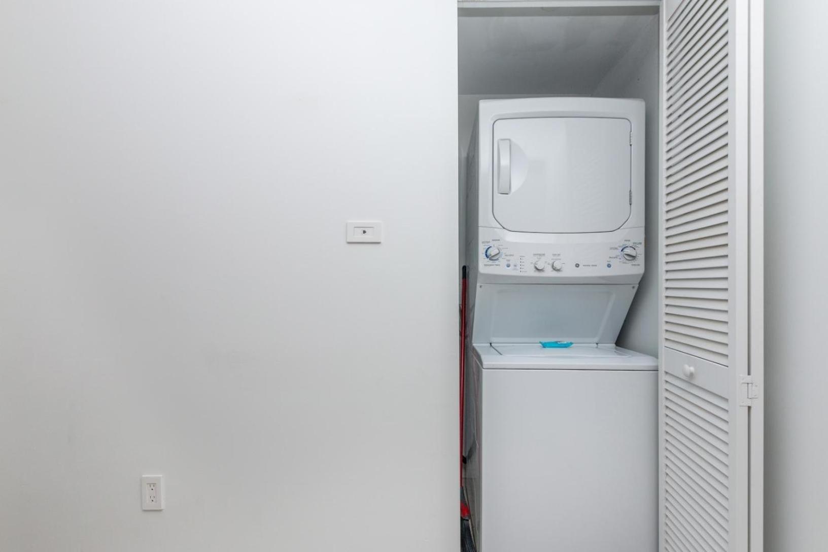 Modern One Bedroom Rental At Beach Walk Resort Miami 18Th Floor Hallandale Beach Eksteriør billede