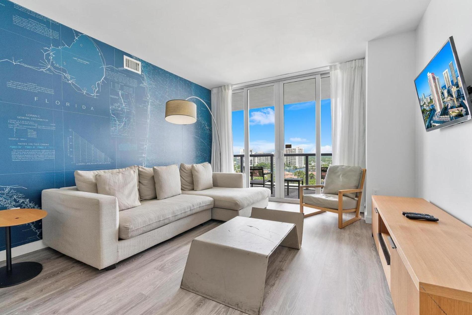 Modern One Bedroom Rental At Beach Walk Resort Miami 18Th Floor Hallandale Beach Eksteriør billede
